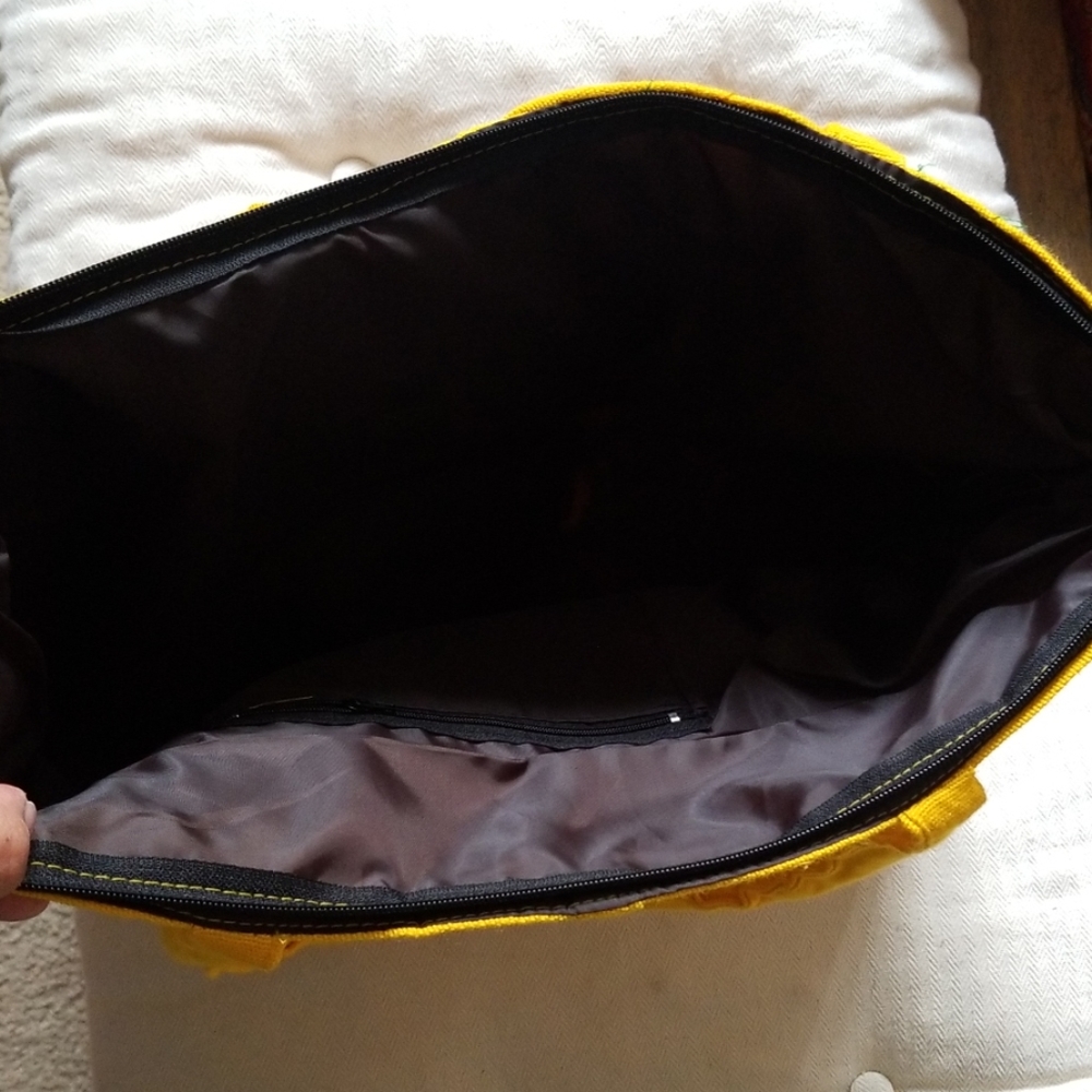 handbag - Picture 3 of 3